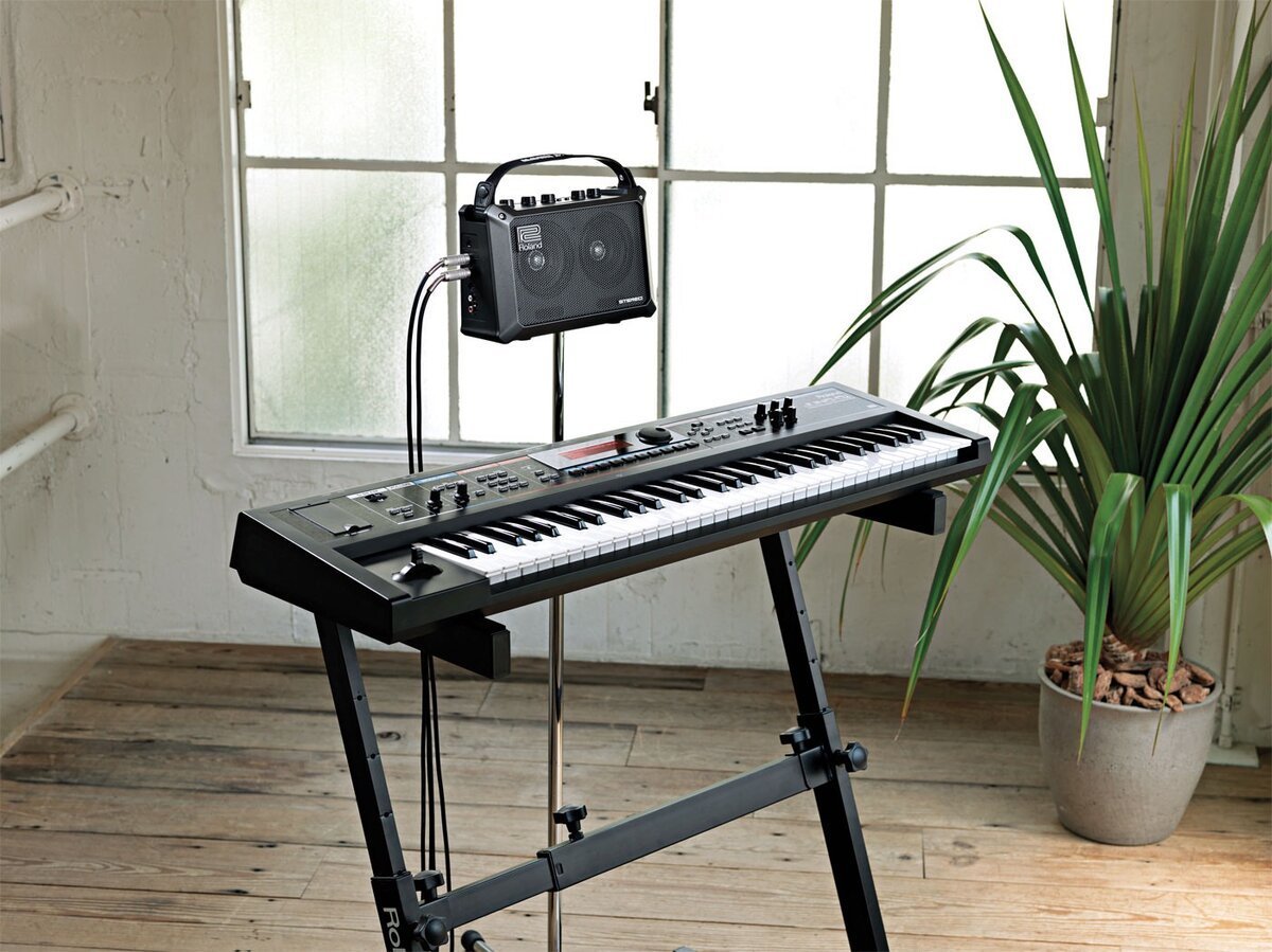 ROLAND JUNO-Di - Đánh giá chi tiết tại Piano House